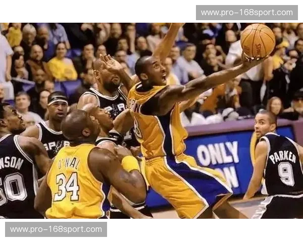 辉煌与遗憾的交织：重温2009年太阳与湖人的史诗对决